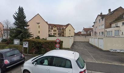 Stéphanie Nowak Ostéopathe, Ostéopathe à Eckbolsheim