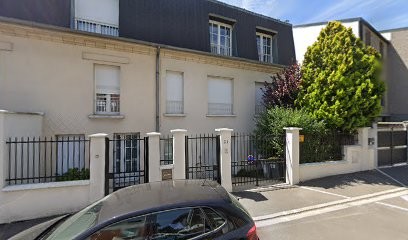 Giampietro Nicod Carlotta, Ostéopathe à Nogent-sur-Marne