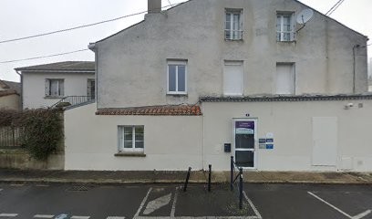 Cornic Iris, Ostéopathe à Bressuire