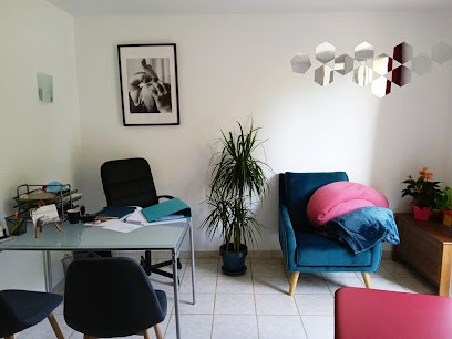 OSTÉOPATHE Périnatalité MOUCHETTE Marion MONTRÉAL Ardèche, Ostéopathe à Montréal