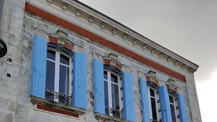 Audrey MENARD BRUNET, Ostéopathe au Gua