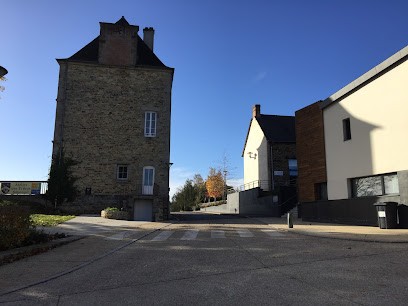 Julie Allemand Ostéopathe, Ostéopathe à Châteaubourg
