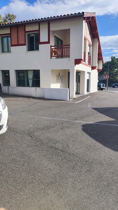 Agathe Vendrame - Ostéopathe, Ostéopathe à Angresse