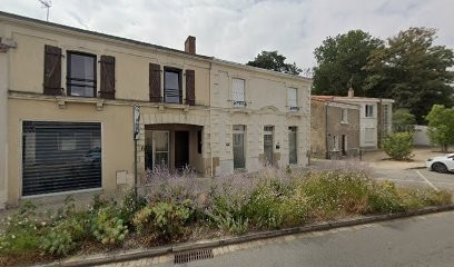 Aurore BOUSIGNAC, Ostéopathe à Geneston