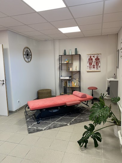 Candice WALBECQ - Ostéopathe D.O. - Ecault, Ostéopathe à Saint-Étienne-au-Mont