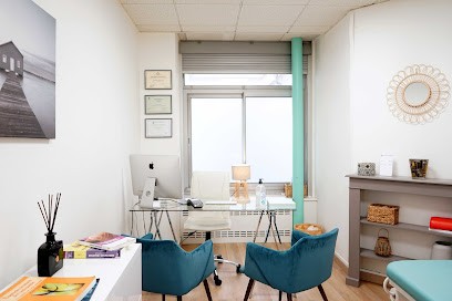 Corentin Lourdez, Ostéopathe à Paris 02