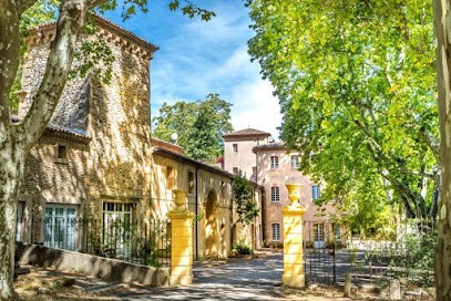 Ostéopathie - Clinique Eurosteo Pays D'Aix, Ostéopathe à Meyreuil