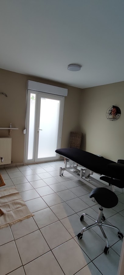 Angelique Simao - Ostéopathe à Villars, Ostéopathe à Villars