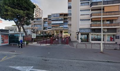 Marine Roussy Ostéopathe, Ostéopathe au Cannet