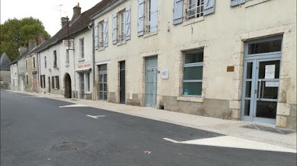 Laura Corbin Ostéopathe D.O., Ostéopathe à Montlivault