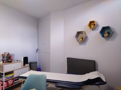 Ambre Dardenne Ostéopathe, Ostéopathe à Houilles