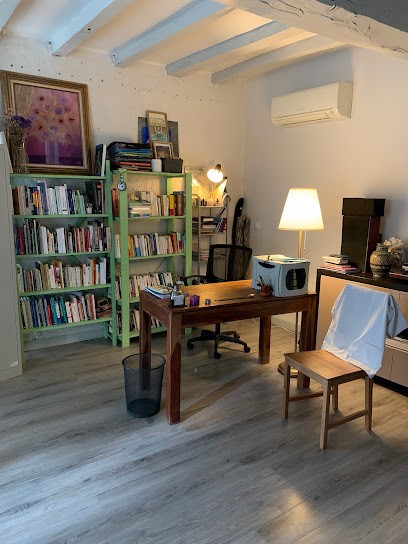 AYANE Magnétiseuse Ostéopathe, Ostéopathe à Hendaye