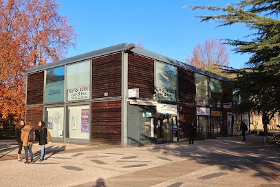 Centre D'Ostéopathie Du Campus - C.Vêpres / T.Berthet, Ostéopathe à Saint-Martin-d'Hères