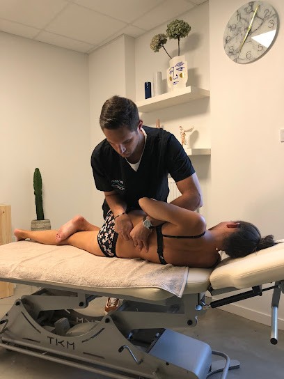 Constant Notre Dame, Ostéopathe à Croix