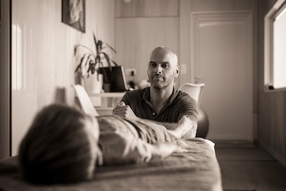 Damien AUVRIGNON, Ostéopathe à Moutiers-les-Mauxfaits