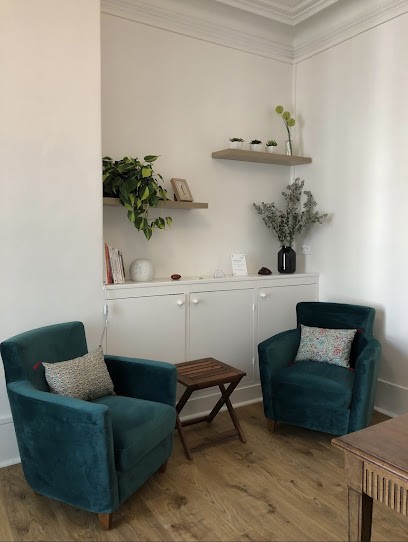 Auriane Philippon - Ostéopathe et drainage lymphatique, Ostéopathe à Paris 12