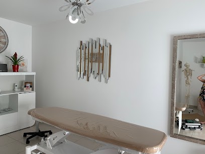 Anne-Sophie SANTELLI-PETERS Ostéopathe D.O, Ostéopathe à Seyssins