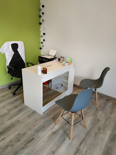 Ambre JAVELAUD, Ostéopathe Ruelle-sur-Touvre, Ostéopathe à Ruelle-sur-Touvre