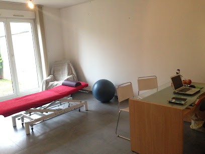 Emilie CHU, Ostéopathe à Créteil