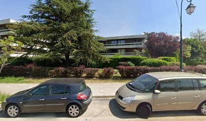 Dansin Roselyne, Ostéopathe à Noisy-le-Roi