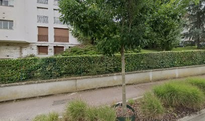 Nucera Sandra, Ostéopathe à Ville-d'Avray