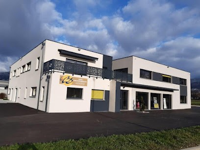 Pauline Collombin - Ostéopathe, Ostéopathe à Coublevie