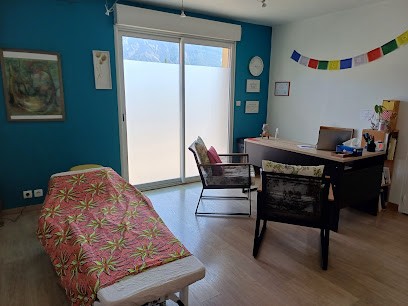 Léa Beaurepaire, Ostéopathe à La Roche-des-Arnauds