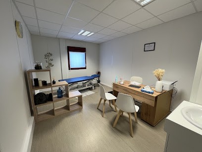 Ostéopathe Camille LUTTENSCHLAGER, Ostéopathe à Descartes