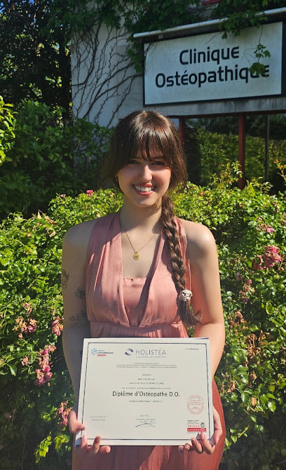 Inès Guégan - Ostéopathe Ostéopathe à Conflans-Sainte-Honorine