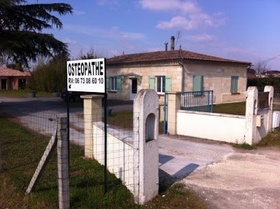 Pierre Tourneux Ostéopathe D.O. et ses collaborateurs Mélinda Noël et Valentin Puyo, Ostéopathe à Saint-Denis-de-Pile