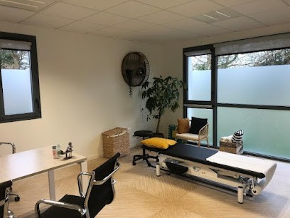 Lauriane ROUE Ostéopathe D.O., Ostéopathe à Sizun