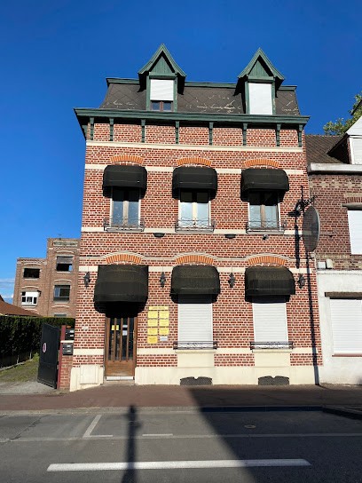 Maëlys Leroy - Ostéopathe, Ostéopathe à Halluin