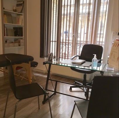 Ostéopathes Paris 12 - Jérémy Uzzan Cabinet Ostéo Uzzan - Alpern, Ostéopathe à Paris 12