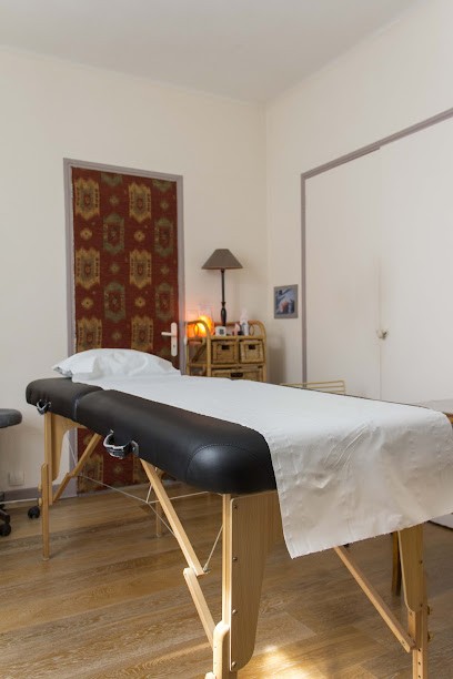 MARINI Leïla, Ostéopathe D.O., Ostéopathe aux Angles