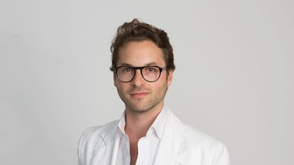 Fabien CLAUDE, Ostéopathe à Guîtres