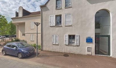 Yousra GHEISS, Ostéopathe à Saclay