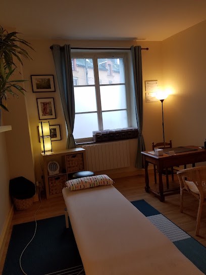 Susan Maunoury Ostéopathe, Ostéopathe à Malestroit