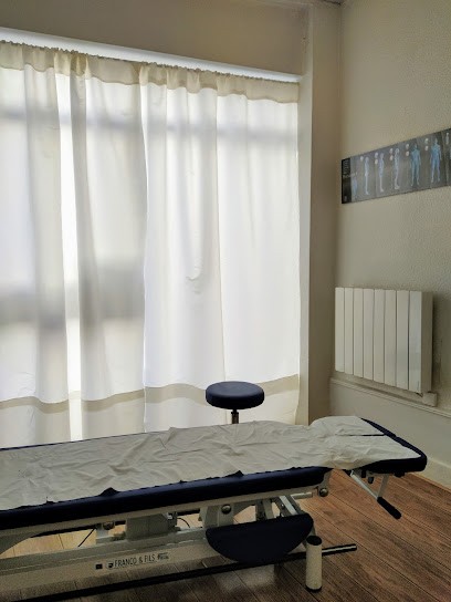 Cabinet D'ostéopathie Charles-Étienne FAVIER, Ostéopathe à Francheville