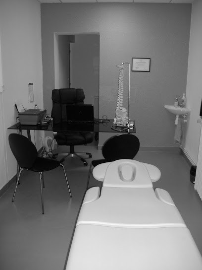 Julien Pineau Chloé Boursier, Ostéopathe à Saint-Jean-d'Angély