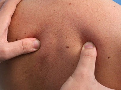 Deschandol Damien, Ostéopathe à Saint-Étienne-de-Fontbellon