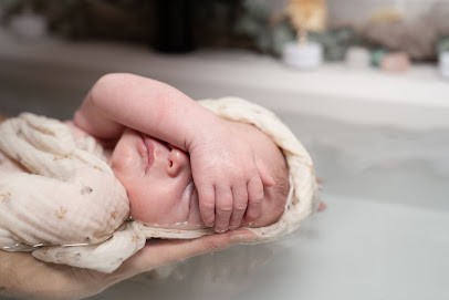 Rinascentia - Cabinet Périnatal - VOLK Camille - Ostéopathe - Thalasso Bain Bébé, Ostéopathe à Haguenau