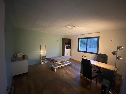 Mélanie Maupetit, Ostéopathe à Nemours