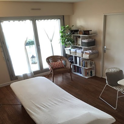 Stéphanie Durillon, Ostéopathe à Suresnes