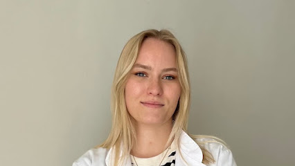 Justine Androvic, Ostéopathe à Roubaix