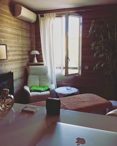 Keddari Kevin Ostéopathe D.O, Ostéopathe à Saint-Tropez