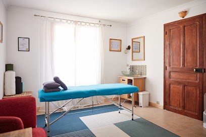 Katrina Knighton, Ostéopathe à Laurens