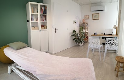 Amélie BERÇON Ostéopathe D.O, Ostéopathe à Cholet