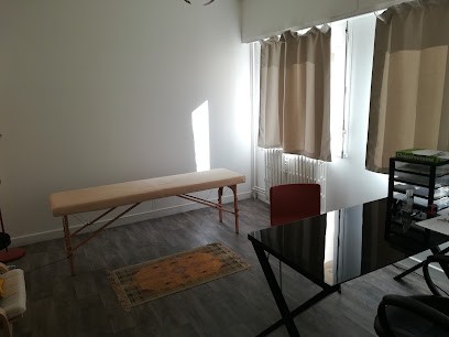 Ostéopathe Montluçon - Thomas HUSSON, Ostéopathe à Montluçon