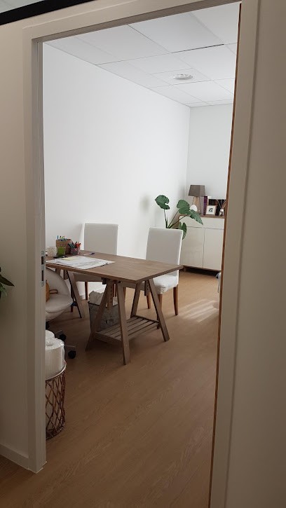 Chloé SOGHOMONIAN, Ostéopathe à Saint-Brès