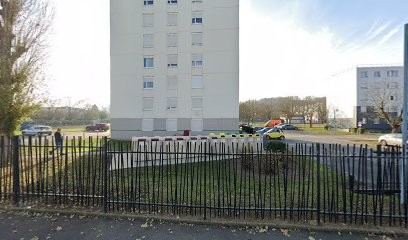 Sara Marine Ostéopathe, Ostéopathe à Soissons